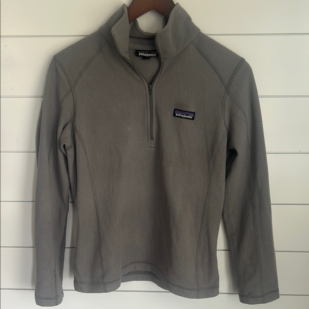 Patagonia Women’s Gray Micro Fleece Quarter Zip Gray Jacket size Small 🦋